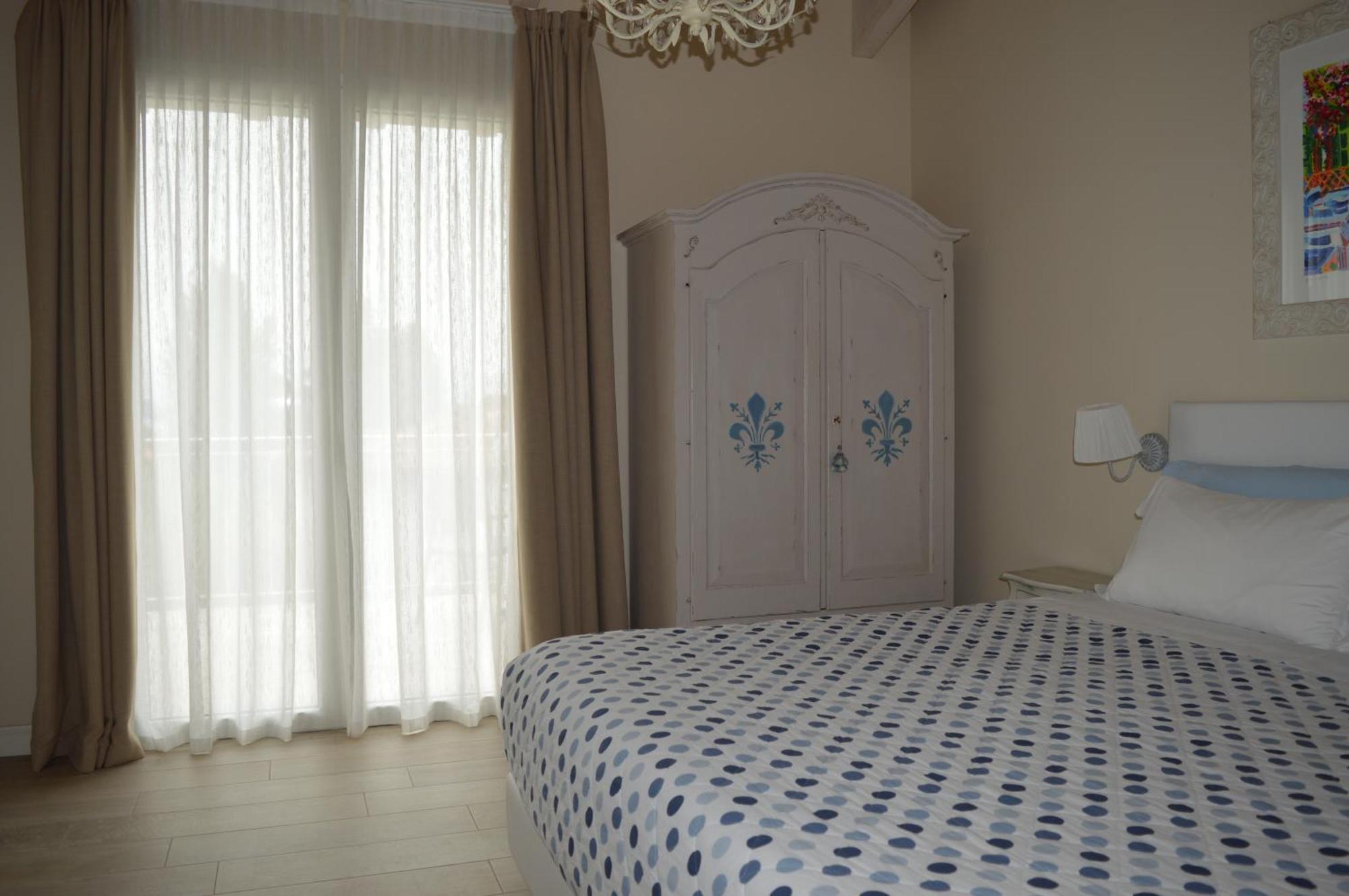B&B La Fiaba ซีร์มิโอเน ภายนอก รูปภาพ